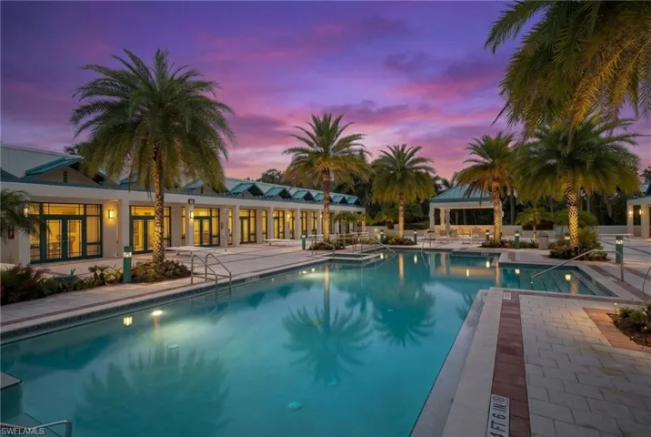 7515 Pelican Bay Blvd 10d, Naples, Florida 34108