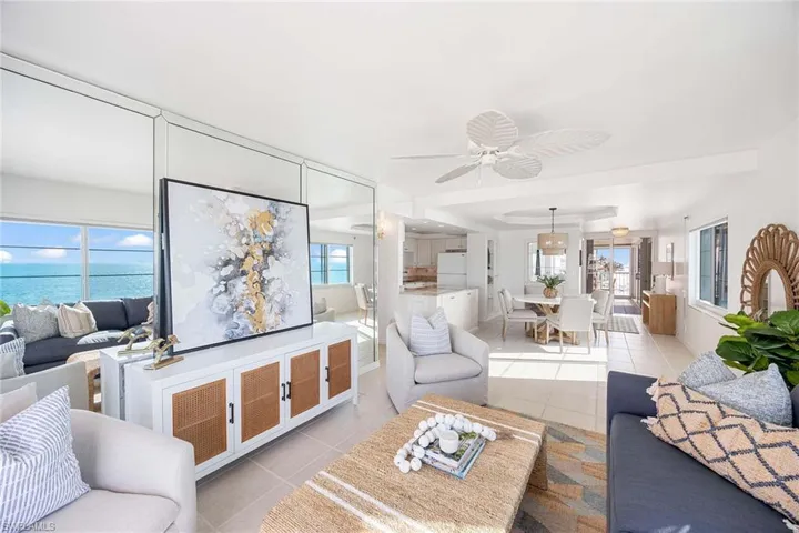 3443  Gulf Shore N BLVD, Naples, FL 34103