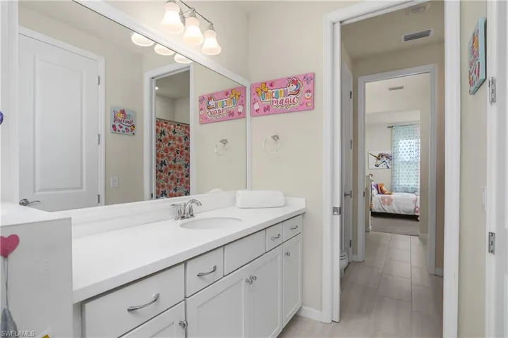 17628 Kinzie Ln, Estero, Florida 33928