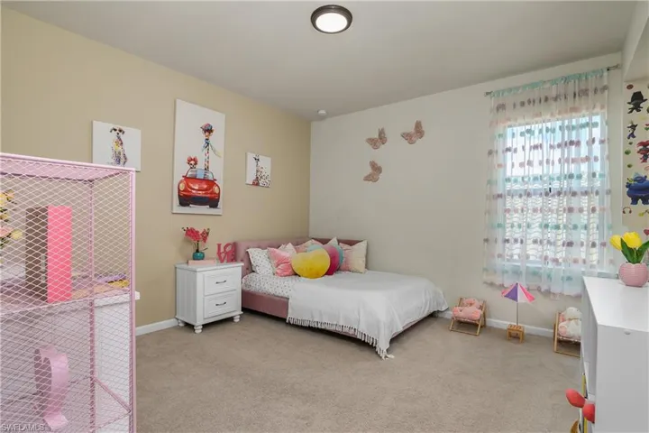 17628 Kinzie Ln, Estero, Florida 33928