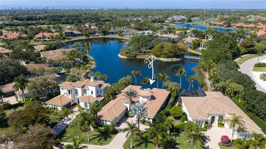 This residence has incredible placement within Venezia, overlooking the lake and Banyan Island, a Bird Sanctuary.