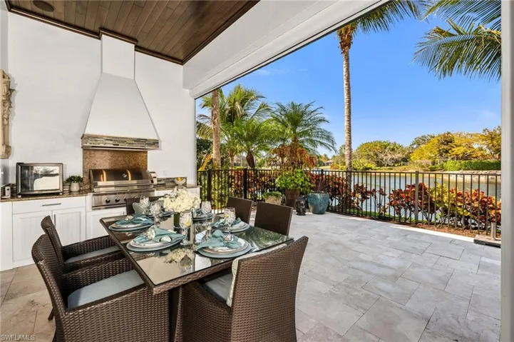 How about dining al fresco tonight, as the sun sets on this amazing view?