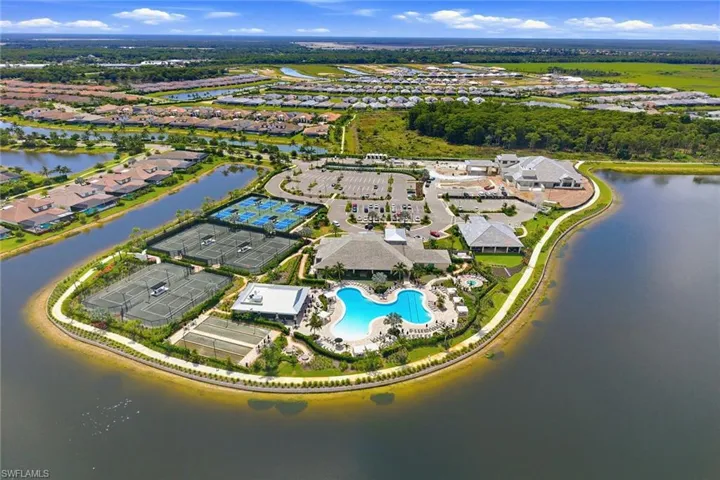 15382 Turin Dr, Naples, Florida 34114