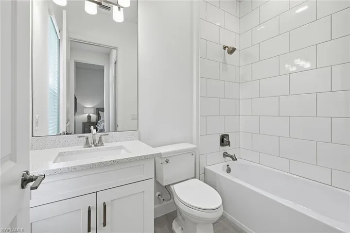 15382 Turin Dr, Naples, Florida 34114