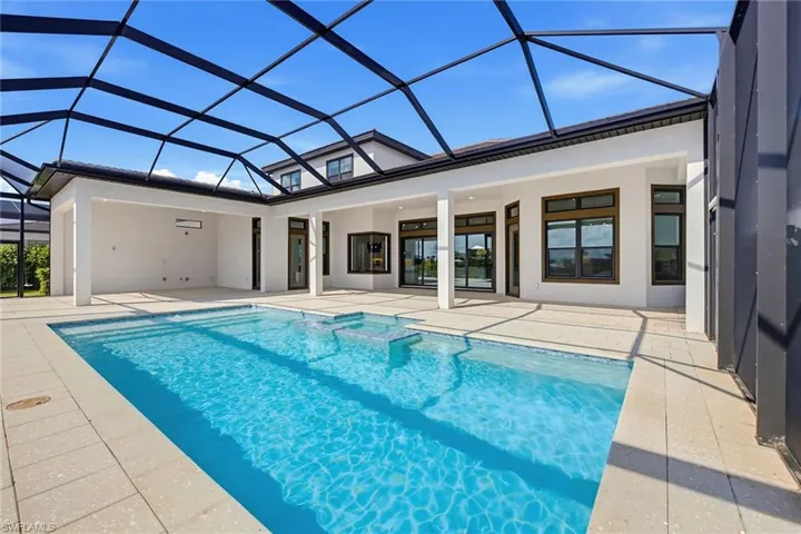 15382 Turin Dr, Naples, Florida 34114