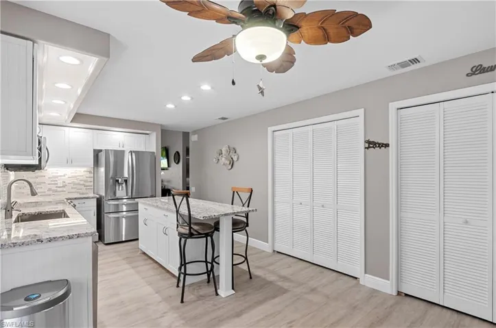 Kitchen with a breakfast bar area.