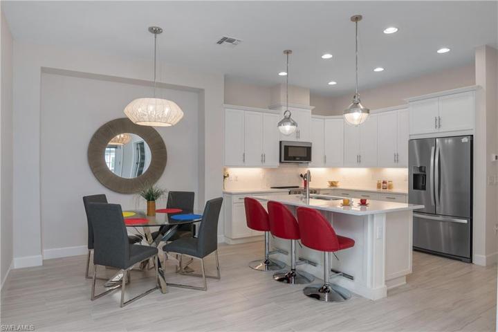 Formal and Casual Dining