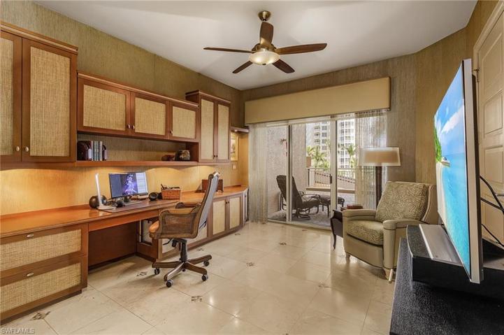 3rd bedroom currently used for office
