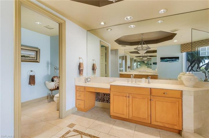 Primary bath w/ designer nautilis urinal