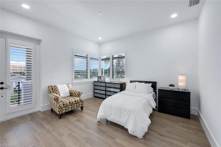 1888 N Bahama  AVE, MARCO ISLAND, FL 34145