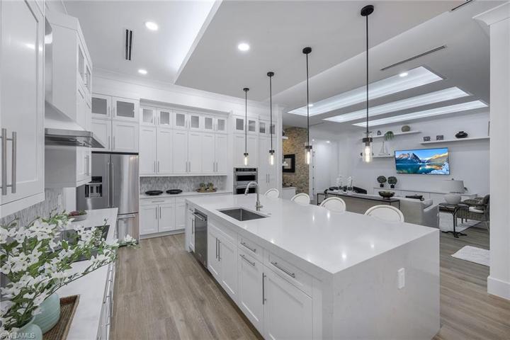 1888 N Bahama  AVE, MARCO ISLAND, FL 34145