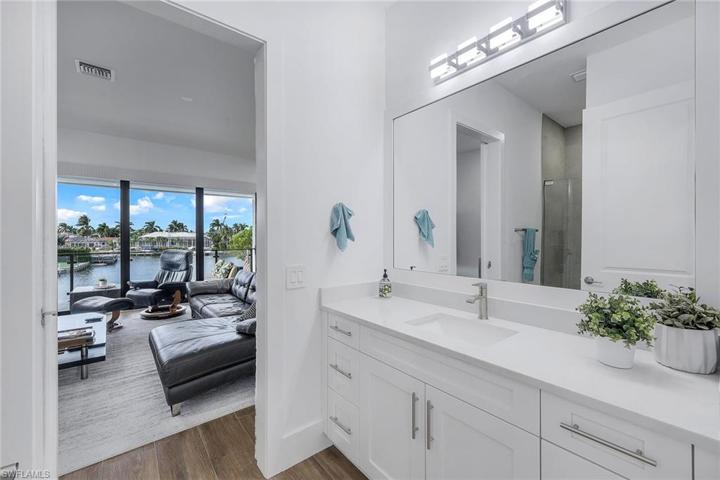 1888 N Bahama  AVE, MARCO ISLAND, FL 34145
