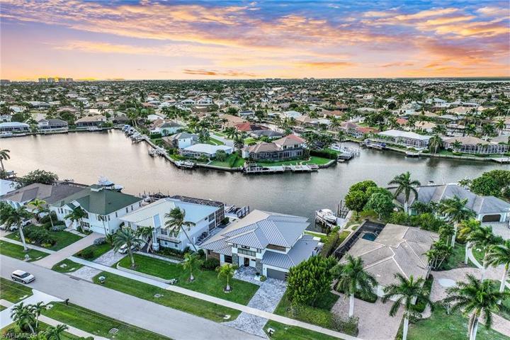 1888 N Bahama  AVE, MARCO ISLAND, FL 34145