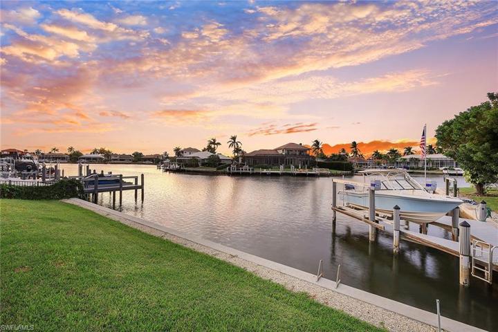 1888 N Bahama  AVE, MARCO ISLAND, FL 34145