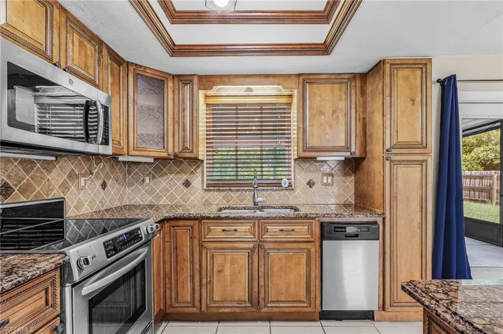 2205 Lotus Rd, Fort Myers, Florida 33905
