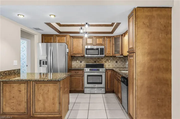 2205 Lotus Rd, Fort Myers, Florida 33905