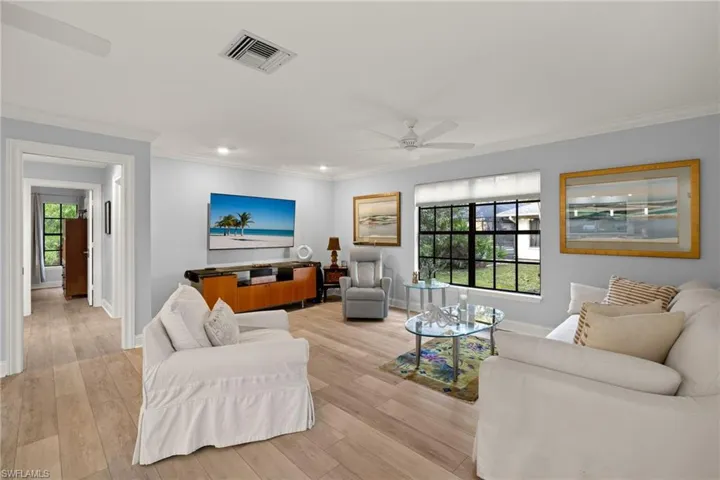2259 Queens Way, Naples, Florida 34112