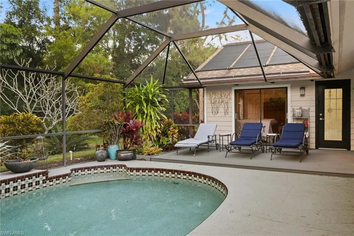 2259 Queens Way, Naples, Florida 34112