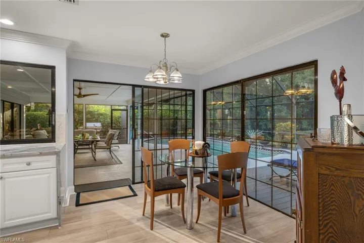 2259 Queens Way, Naples, Florida 34112