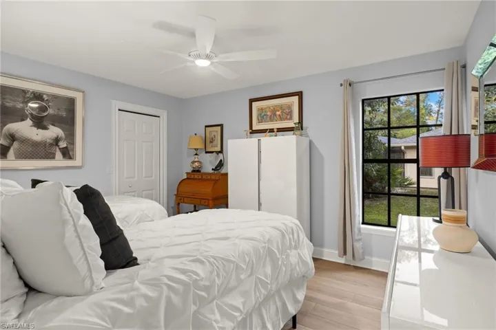 2259 Queens Way, Naples, Florida 34112