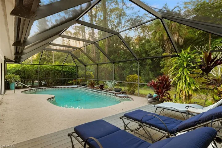 2259 Queens Way, Naples, Florida 34112