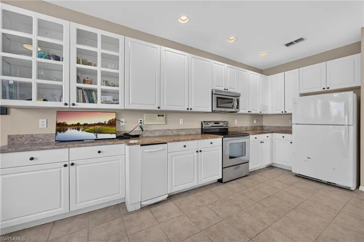 9141 Los Lagos Ct 101, Bonita Springs, Florida 34135