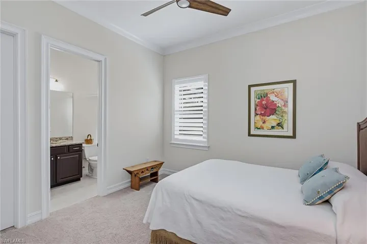 9454 Lagomar Ct, Naples, Florida 34114