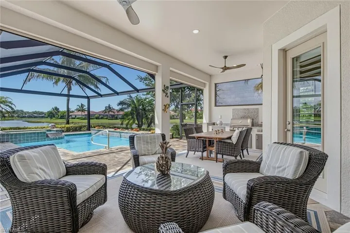 9454 Lagomar Ct, Naples, Florida 34114