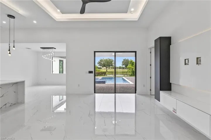 330 Sw 26th Pl, Cape Coral, Florida 33991