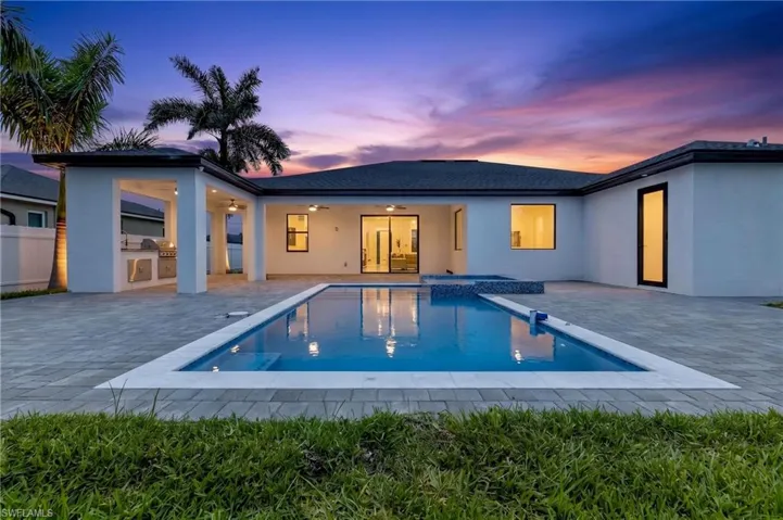 330 Sw 26th Pl, Cape Coral, Florida 33991