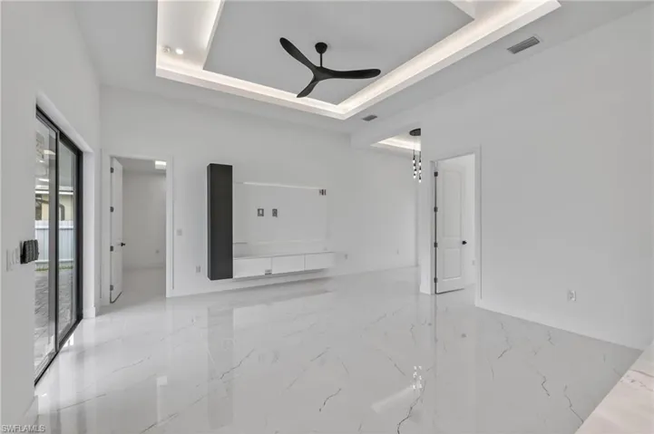 330 Sw 26th Pl, Cape Coral, Florida 33991