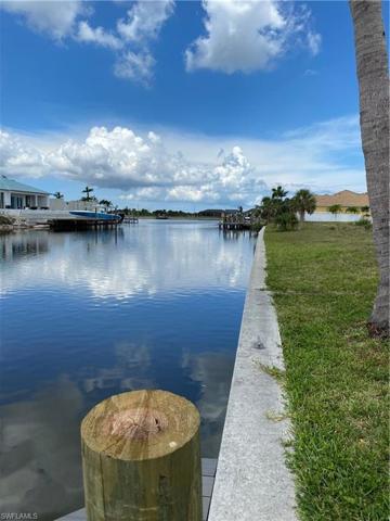 Looking west from the seawall.