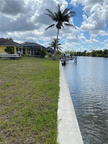 Looking east from the seawall.
