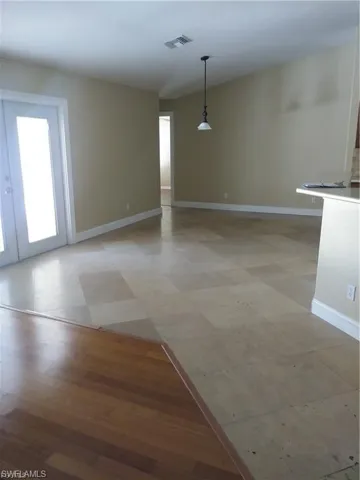 1624 Sw 4th Ave, Cape Coral, Florida 33991