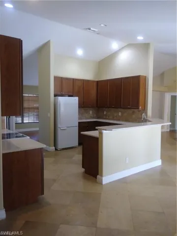 1624 Sw 4th Ave, Cape Coral, Florida 33991