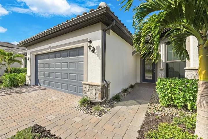 10439 Ventana Ln, Naples, Florida 34120