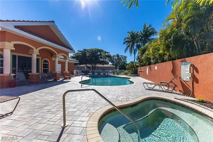 15989 Mandolin Bay Dr 204, Fort Myers, Florida 33908