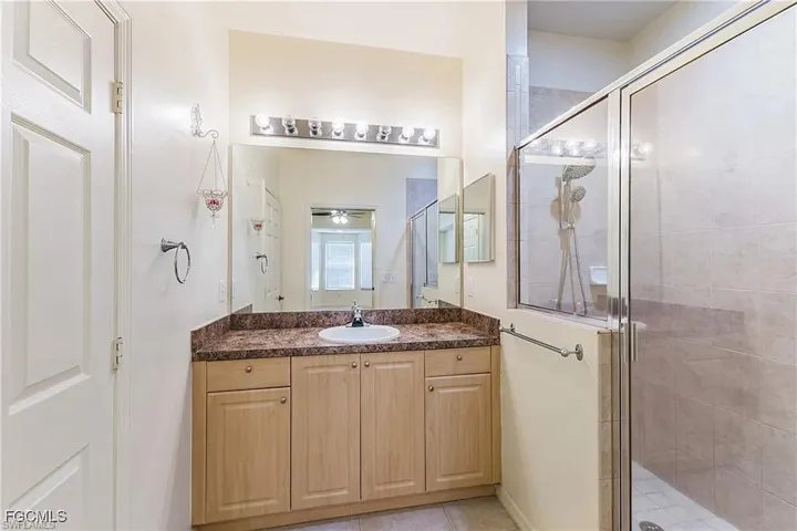 15989  Mandolin Bay  DR, Fort Myers, FL 33908