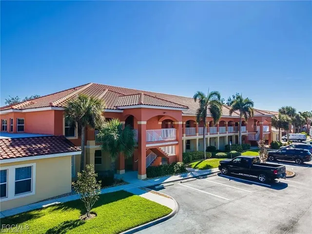 15989  Mandolin Bay  DR, Fort Myers, FL 33908