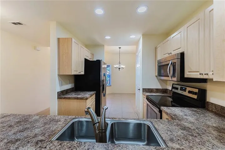15989 Mandolin Bay Dr 204, Fort Myers, Florida 33908