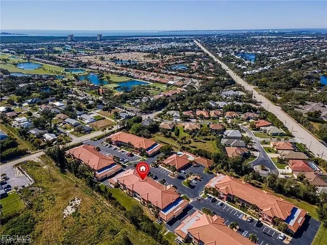 15989  Mandolin Bay  DR, Fort Myers, FL 33908