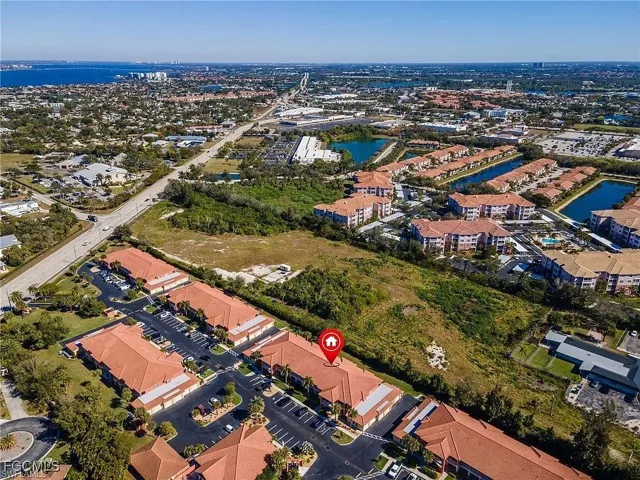 15989  Mandolin Bay  DR, Fort Myers, FL 33908