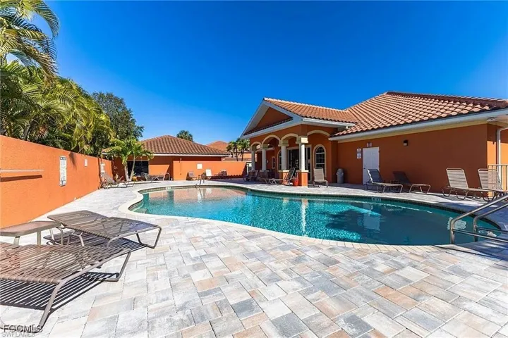 15989  Mandolin Bay  DR, Fort Myers, FL 33908