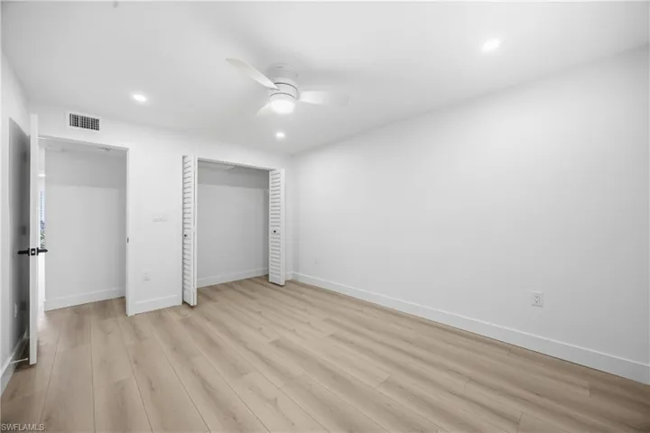 333 Harbour Dr 109, Naples, Florida 34103