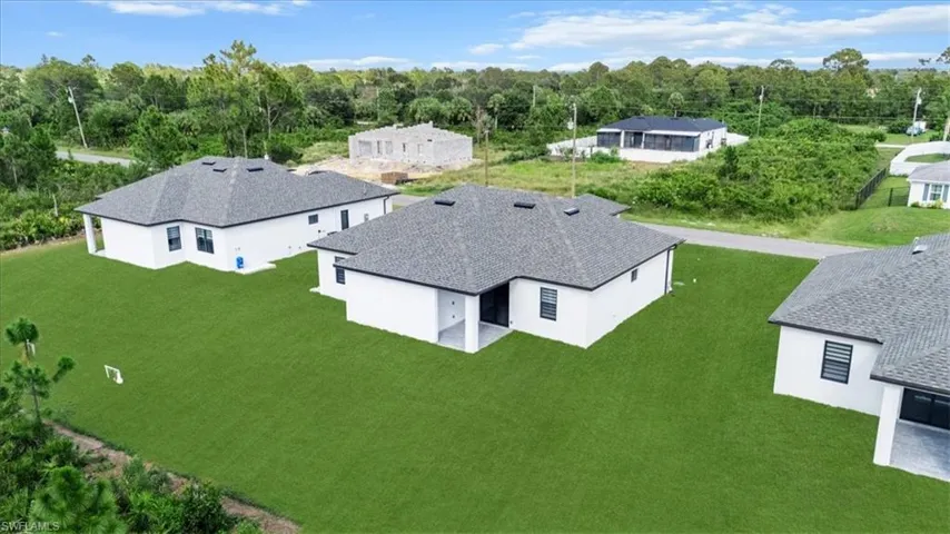 Aerial view of property and surrounding area