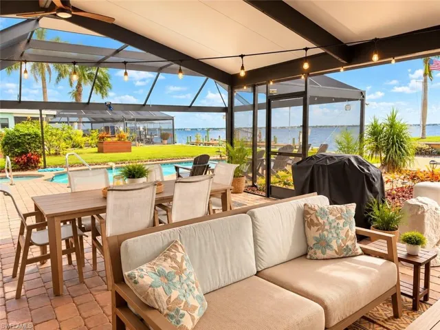 1757 Seafan Cir, North Fort Myers, Florida 33903