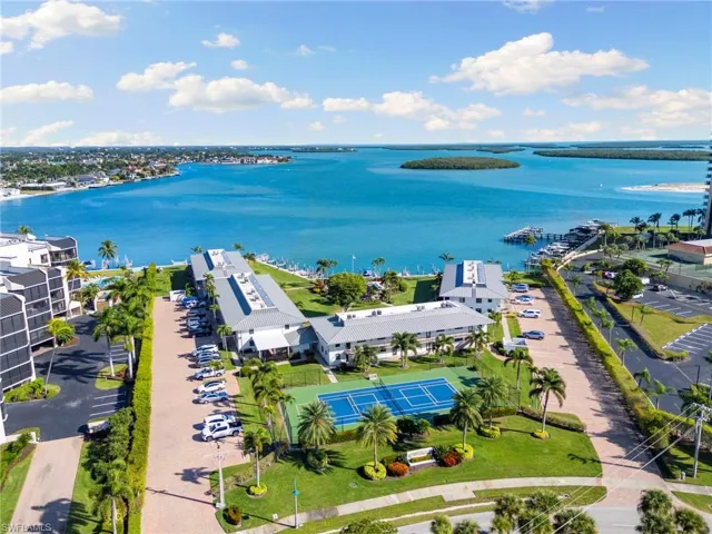 A peaceful Florida lifestyle