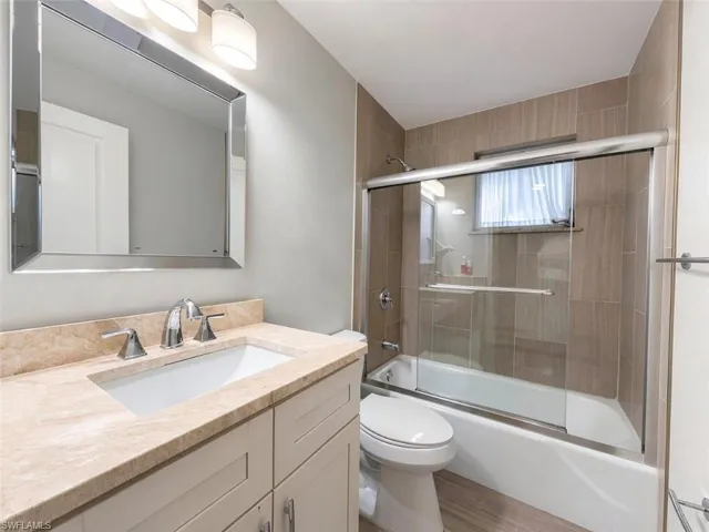 681 Palm View Dr C1, Naples, Florida 34110