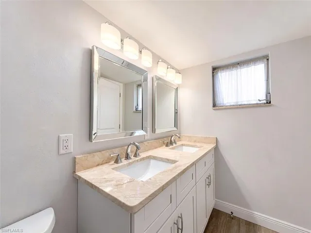 681 Palm View Dr C1, Naples, Florida 34110