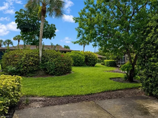 681 Palm View Dr C1, Naples, Florida 34110